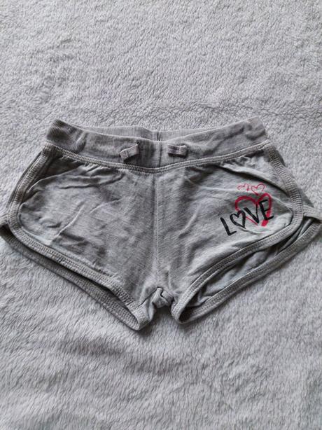 Kratke nohavice, 128