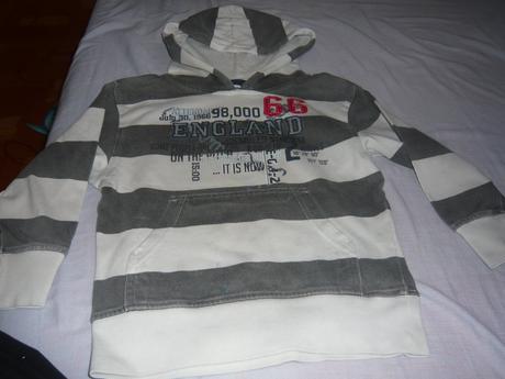 Páskavá mikina, 104