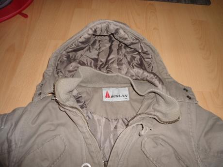 Dievcenska zimna bunda, 146