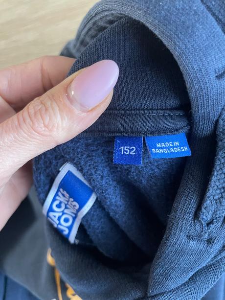 Fešácka mikina, 146