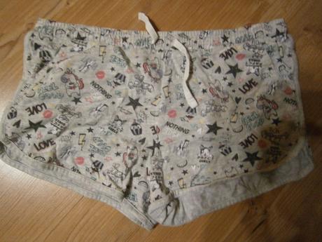 Kraťasy po 3 eur/ks, h&m,170