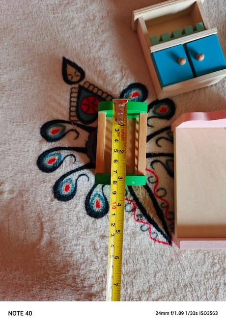 Drevený nábytok pre bábiky, 