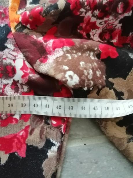 Kvetované šaty code v40, 40