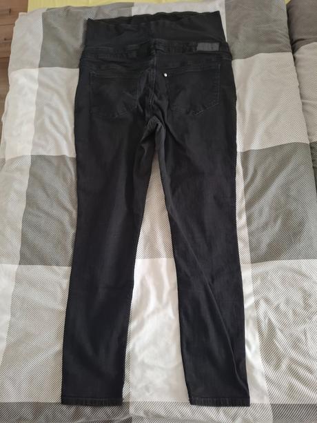 Tehotenské džínsy, xl