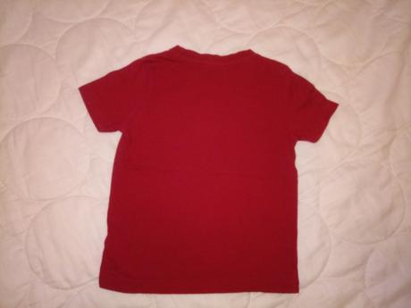 Krasne a kvalitne cervene tricko s formulou, f&f,98