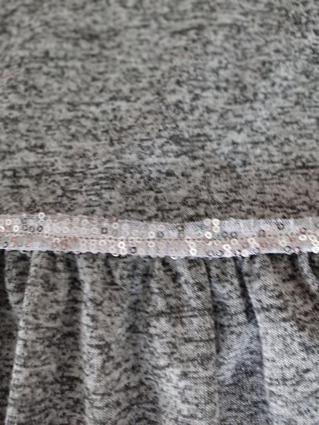 Dievčenské šaty, 152