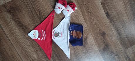 Vianočné podbradniky a capacky, 