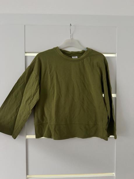 Zelena tenka mikinka, zara,140
