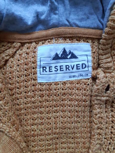 Sveter, reserved,104