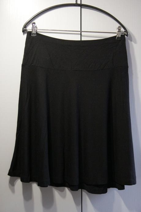 Čierna úpletová sukňa m/l, m