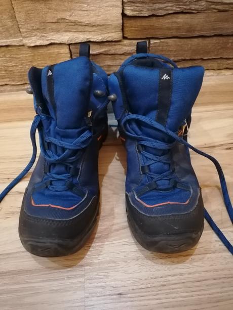 Teplejšie turisticke topanky, quechua,37