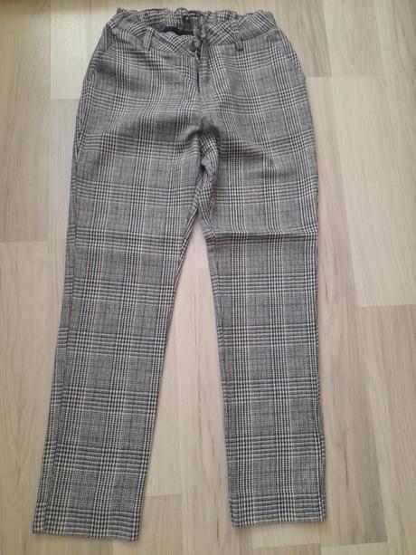 Nohavice, reserved,152