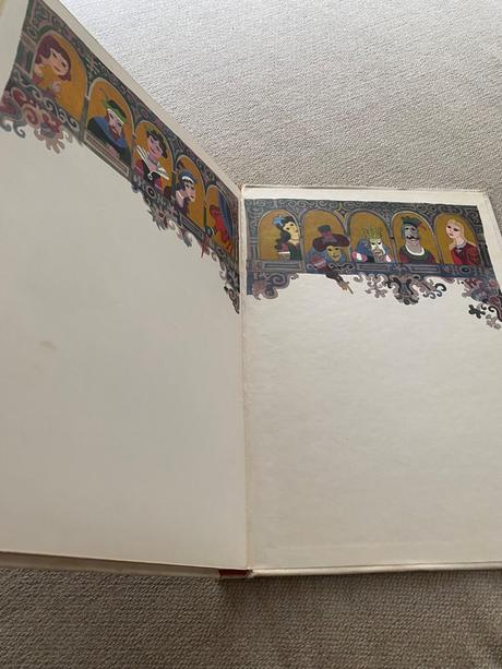 Krásna stará retro biela kňažná mária ďuríčková, 