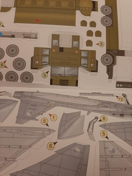 Časopisy slniečko + darčeky,