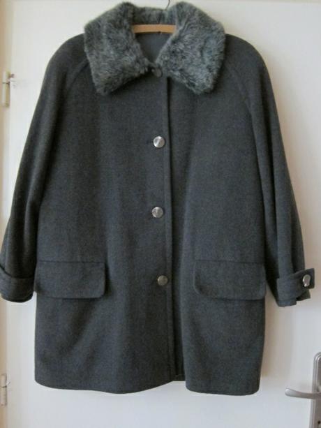 Kabát, aj tehotenský, s