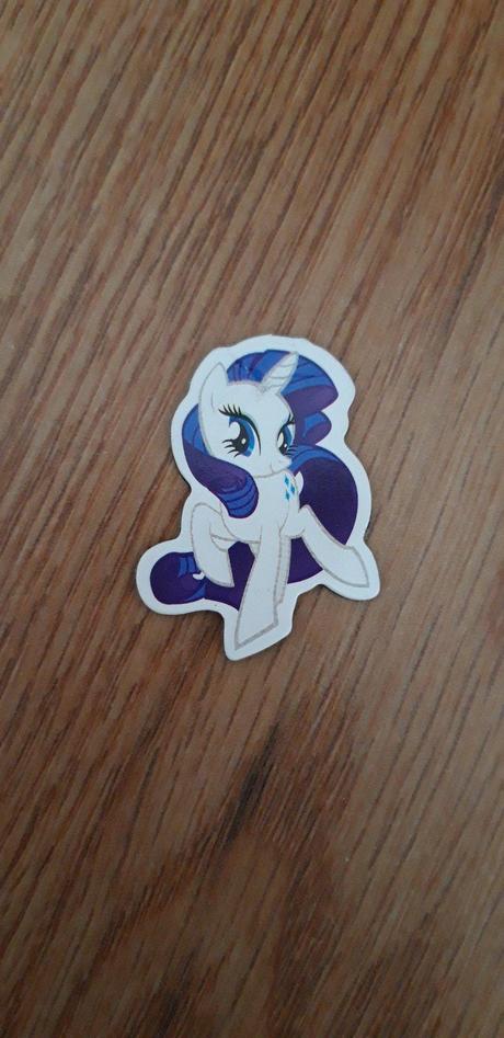 Figúrky z vajíčok, jogurtov a lízatiek, 