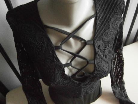 Dámske elegantné body s krajkou xs/s, s / xs