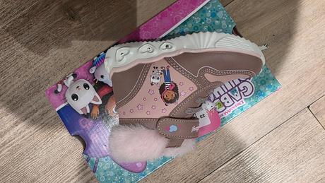 Teple alebo prechodne topanočky 23, disney,23