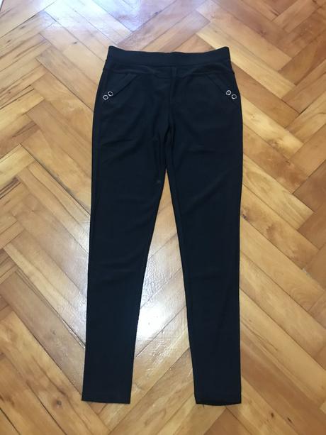 Čierne elastické nohavice / legíny, l