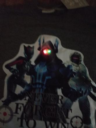 Svietiace tričko, 110 / 116 / 122 / 128