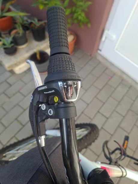 Krasny bicykel, 24