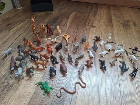 Figurky zvierat 53ks, 