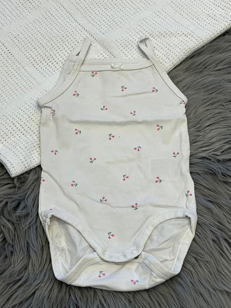 Dievčenské body s čerešňami h&m (74), h&m,74