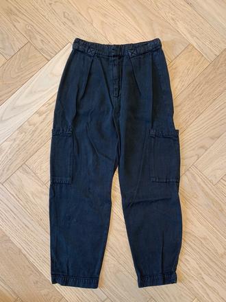 Zara nohavice z lahkeho materialu, zara,134