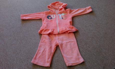 Dievčenská súpravička, 74