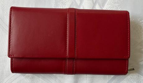 Nepouzita penazenka lara bags, lara bags