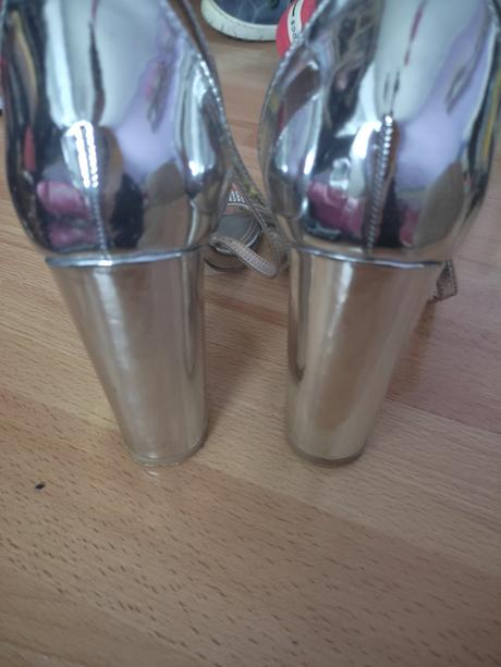 Dámske sandále, 39