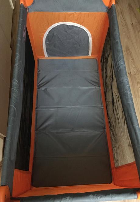 Predám cestovnú postieľku, šírka (cm): 65,dĺžka (cm): 120