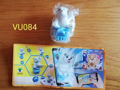 Kinder hračka medveď, 