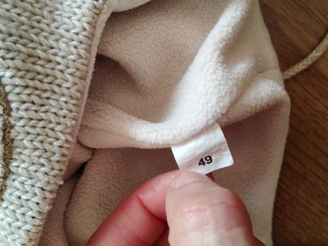 Čiapka na zimu v. 49, 74