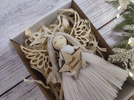 Vianočný macrame anjelik,