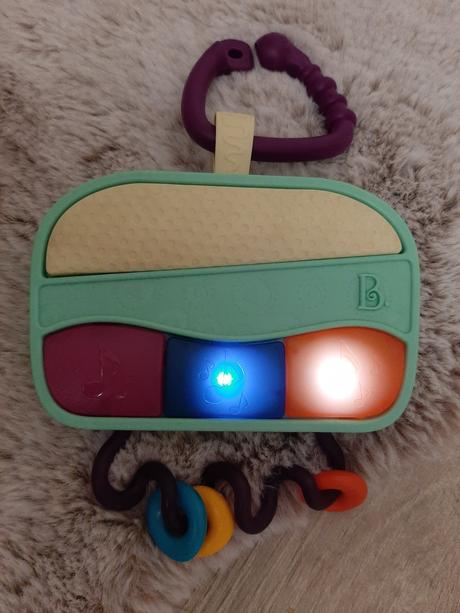 Kuriatko a rádio pre najmenších, 