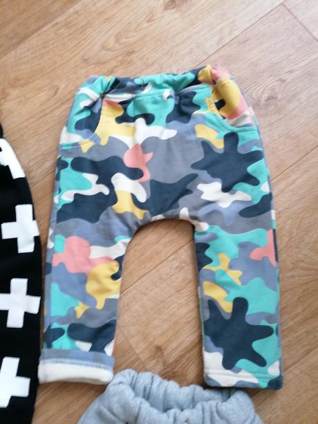 Zateplené nohavice/tepláky, 92