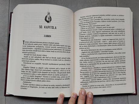Učnica zloducha - hannah nicole maehrer,
