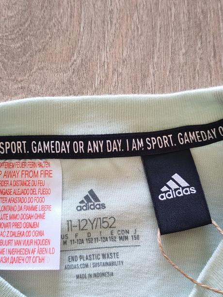 Úplne nové detské tričko adidas, 11-12 r., 152 cm, adidas,152