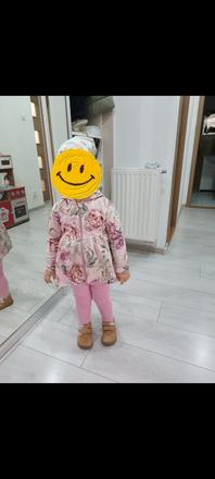 Dievčenský kabátik, 98
