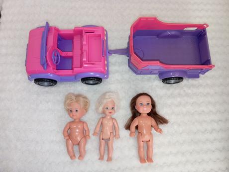 Barbie autíčko s prívesom, 