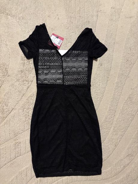 Čipkované čierne minišaty, 34 / xs