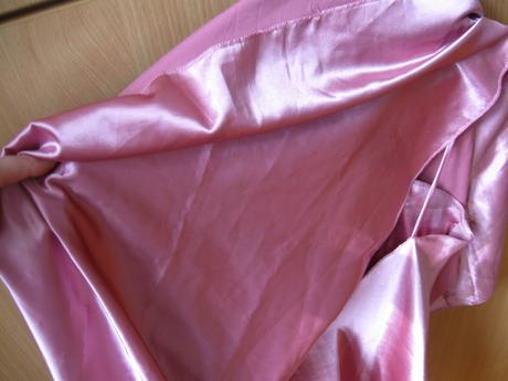 Krátke slávnostné šatičky, 38