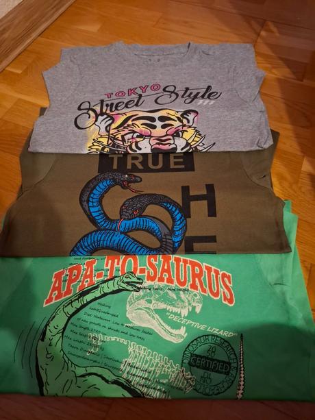 Balík oblečenia, 122–134