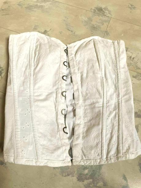 Madeirový top, new look,36