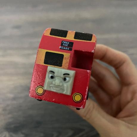 Drevený autobus bulgy,