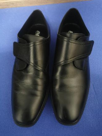 Chlapčenské spoločenské topánky, 39