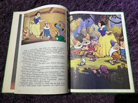 Sada 2 ks knižiek walt disney, 