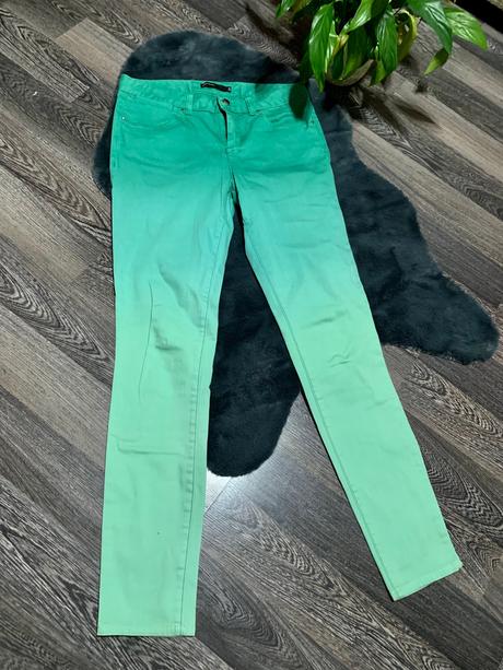 Zelené ombre skinny uzke rifle karen millen, m