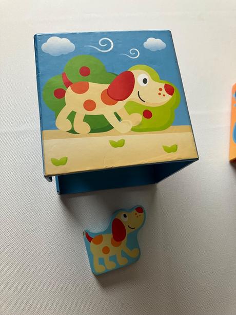 Kartónové kocky so zvierstkami, 